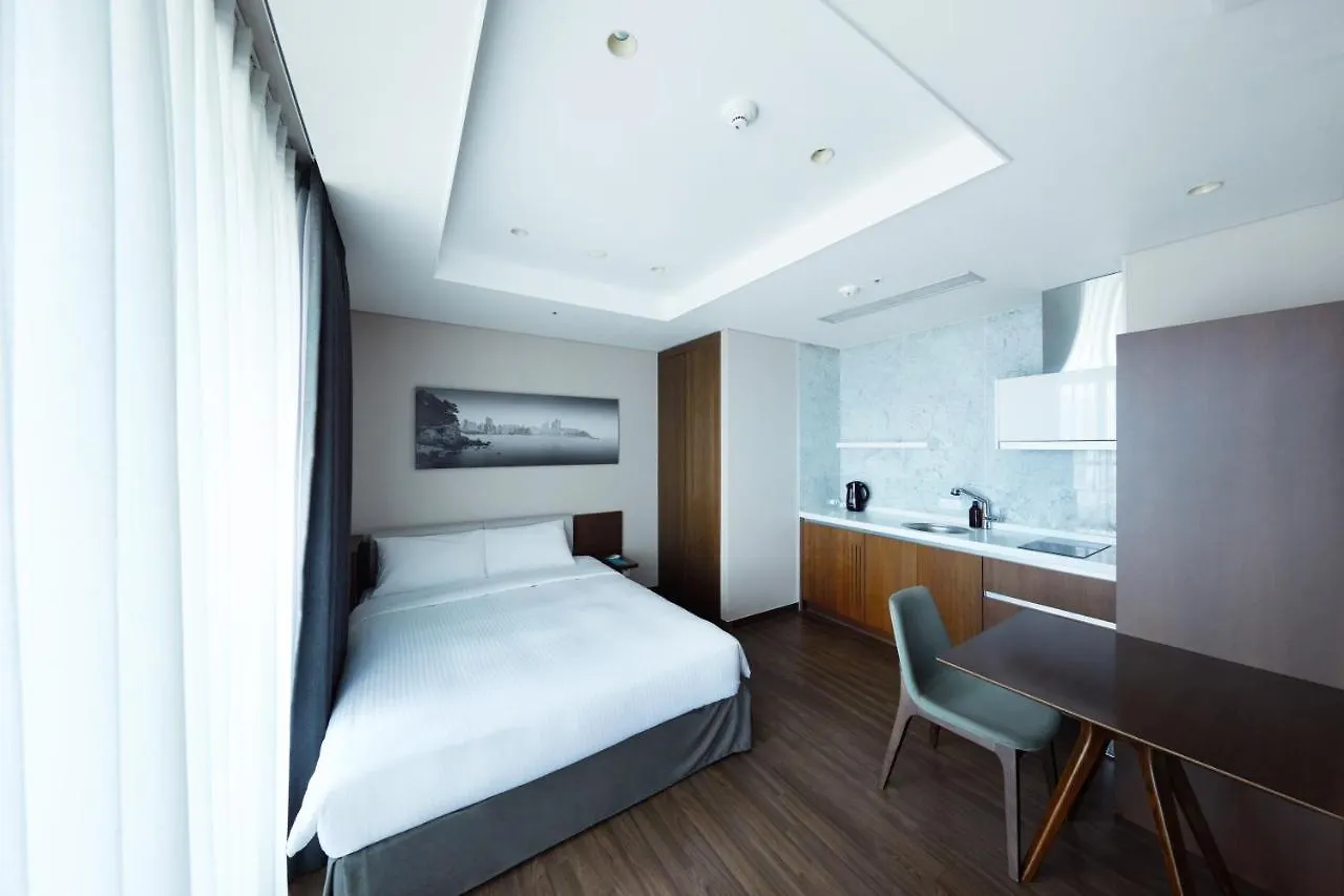 Felix By Stx Hotel & Suite Busan Apartment