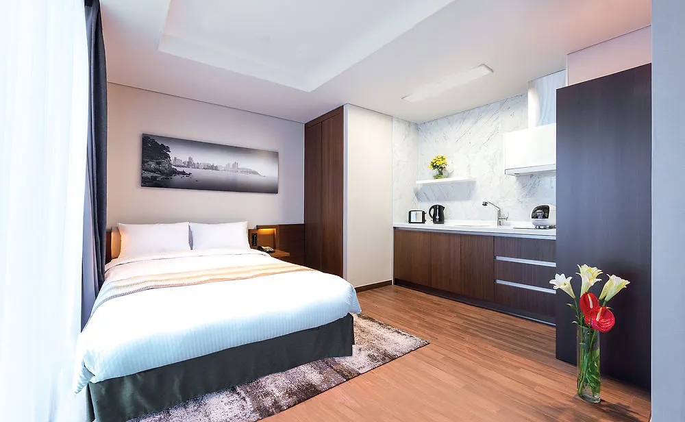 Felix By Stx Hotel & Suite Busan Apartment