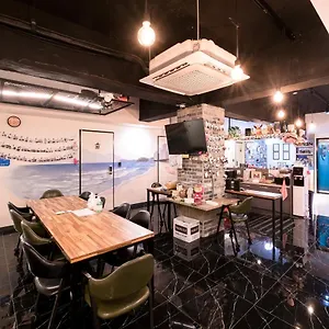2* Gasthof Mama Haeundae