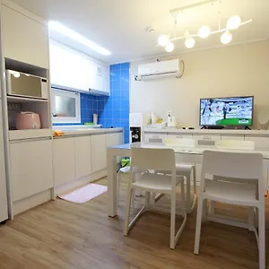 Hongdae Cocon - Female Only , ソウル特別市 韓国