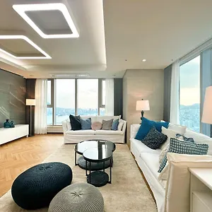  アパート Brown Station