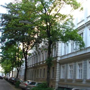 Charming Viennese Apartment Wien