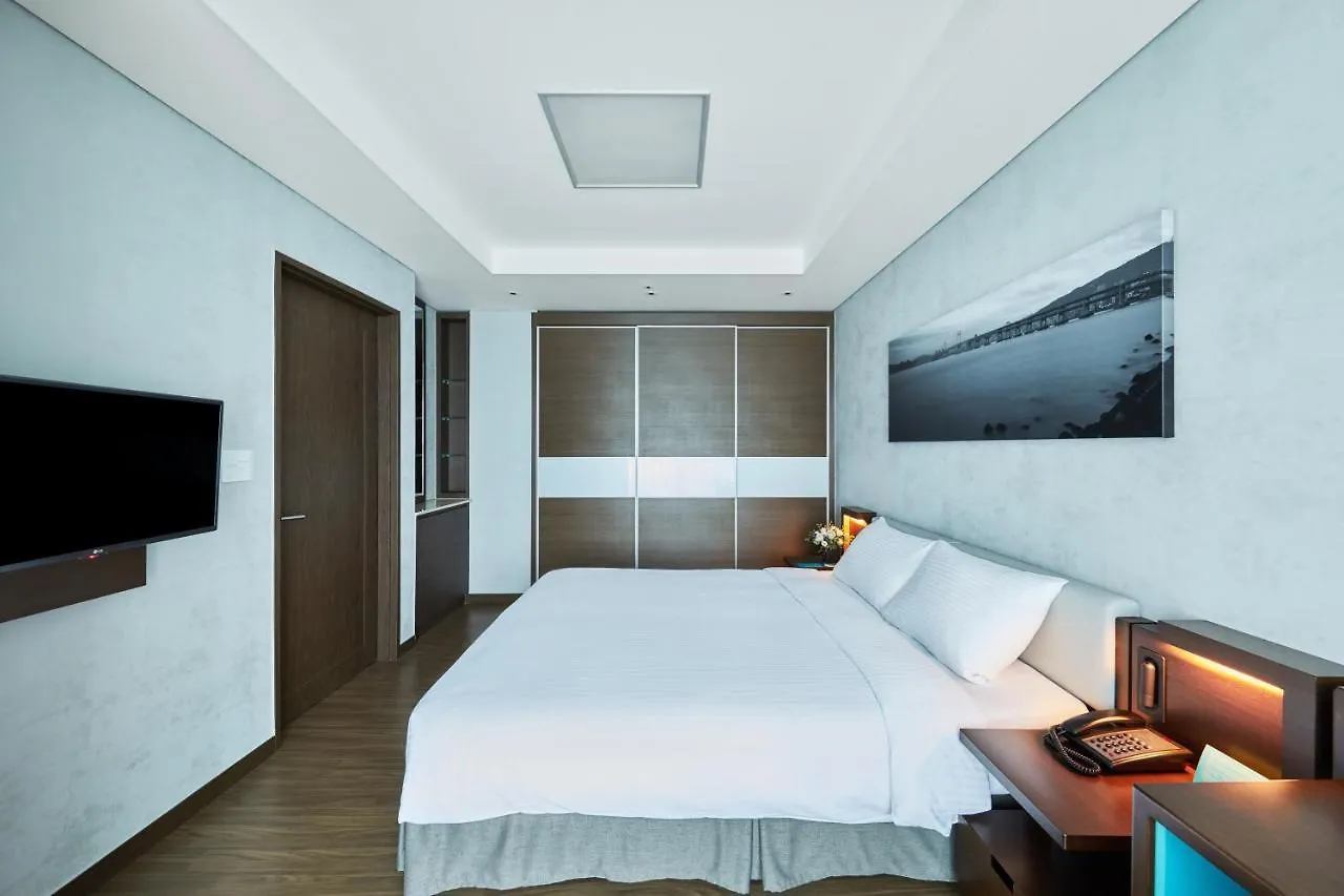 Felix By Stx Hotel & Suite Busan
