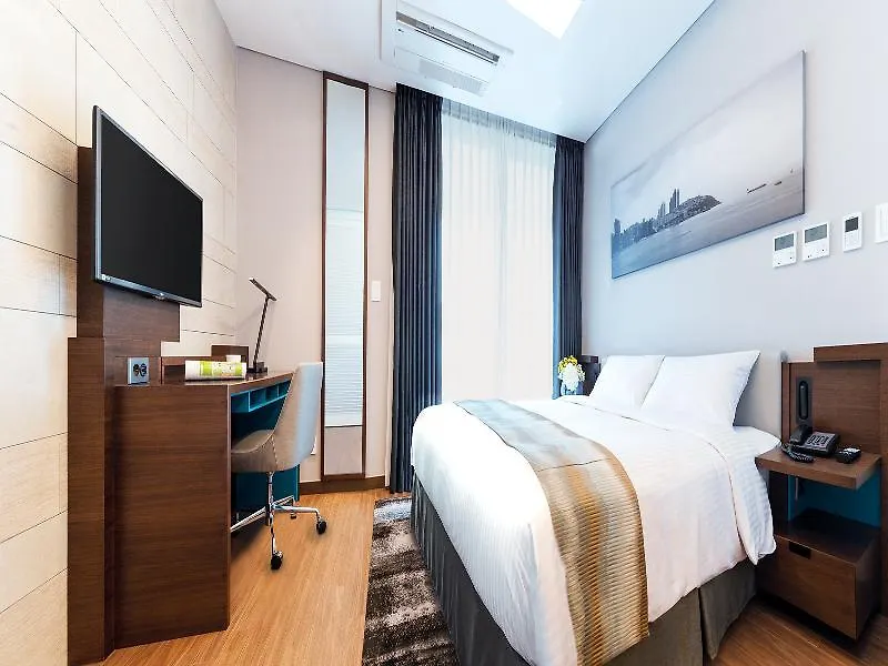 Felix By Stx Hotel & Suite Busan Apartment