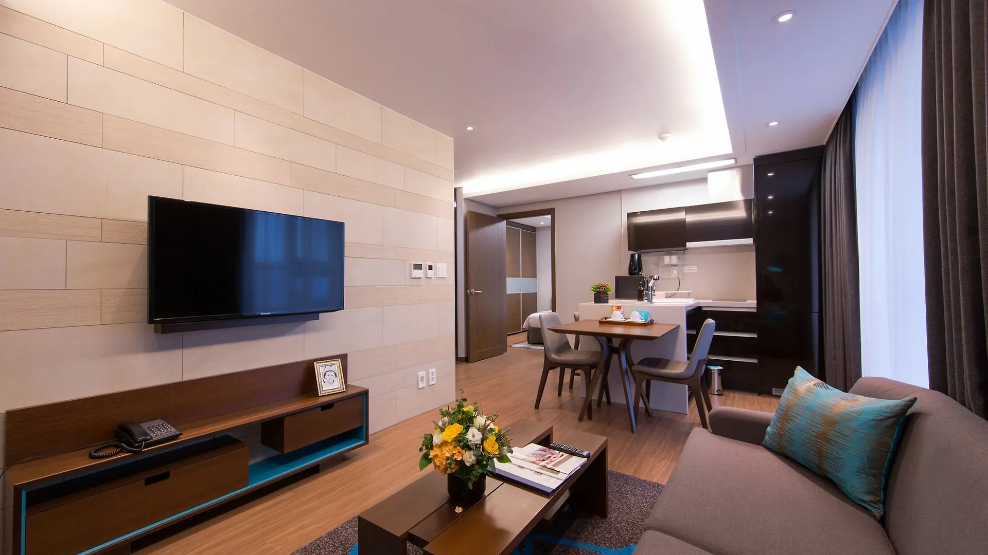 Felix By Stx Hotel & Suite Busan Apartment